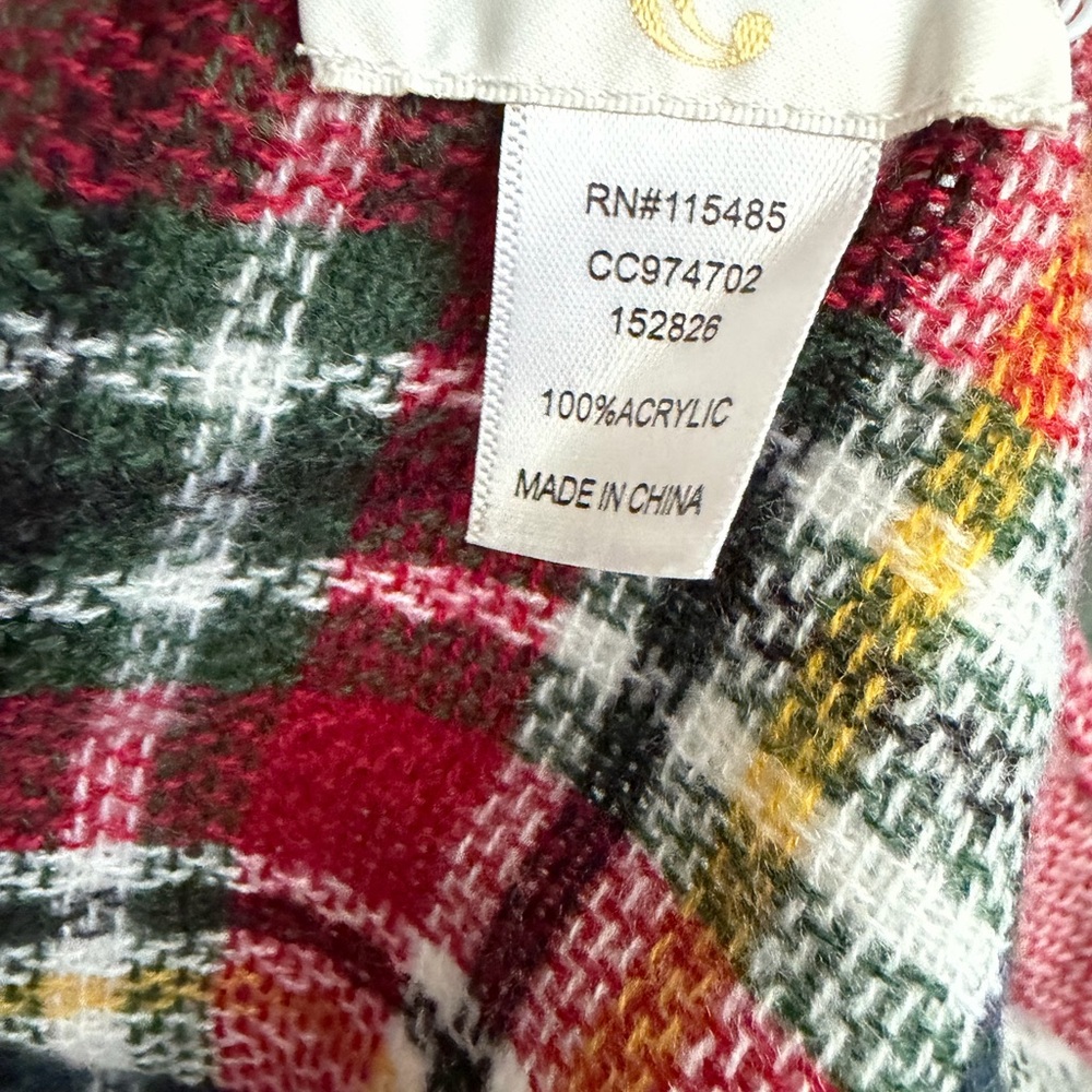 Plaid Ruffled Blanket Scarf - Picture 3 of 4